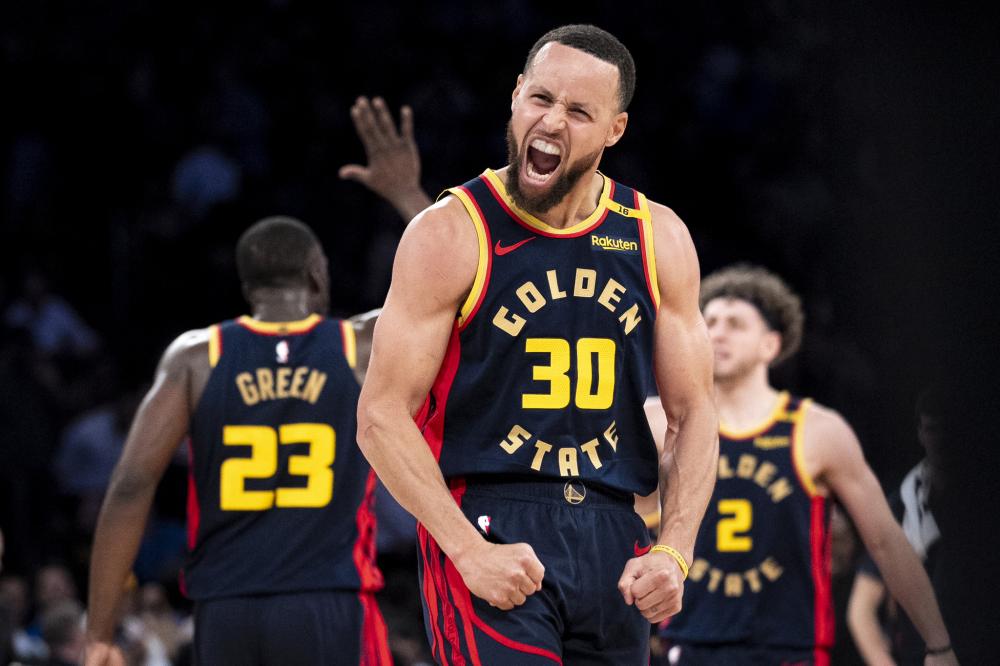 场上所向披 场上所向披